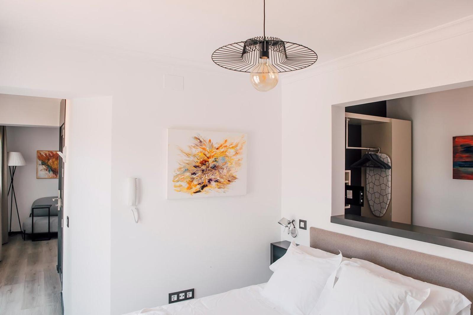 Puerta Catedral Holiday Suites Севилья Номер фото