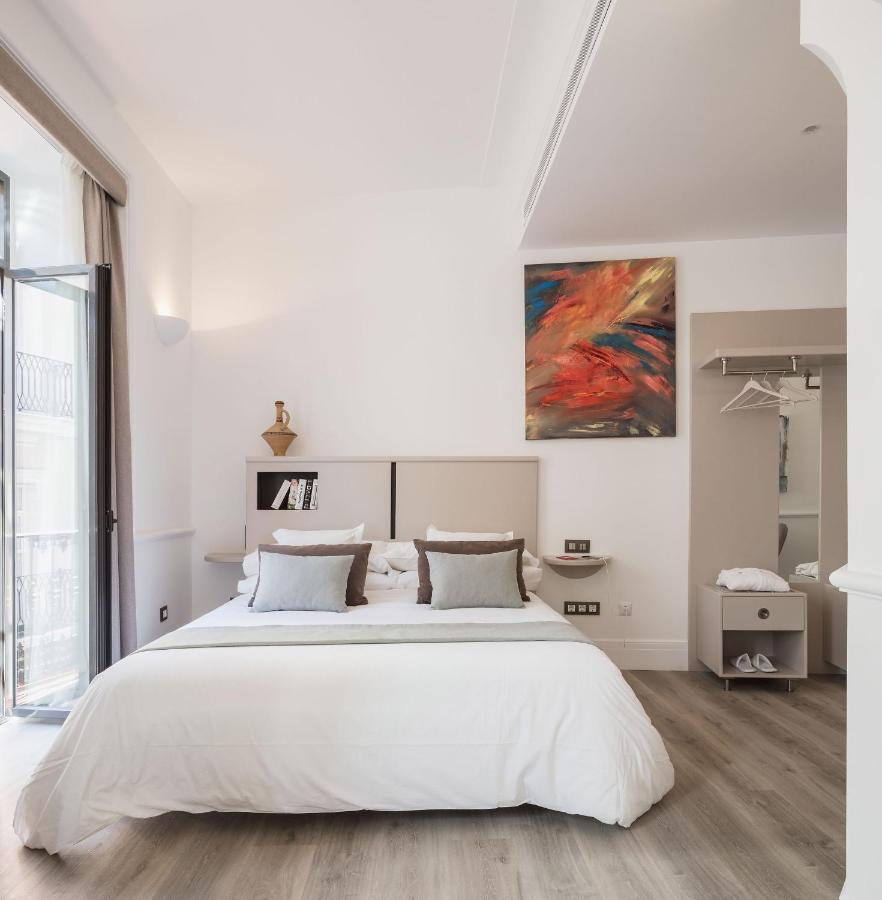 Puerta Catedral Holiday Suites Севилья Экстерьер фото