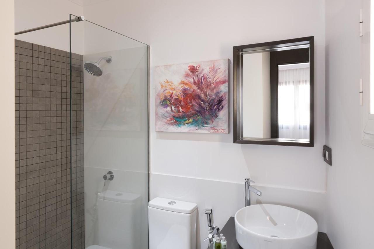 Puerta Catedral Holiday Suites Севилья Экстерьер фото