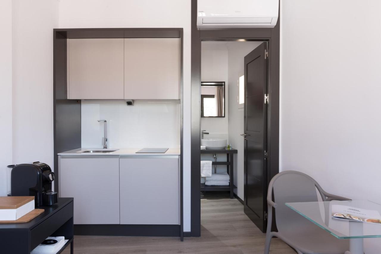 Puerta Catedral Holiday Suites Севилья Экстерьер фото