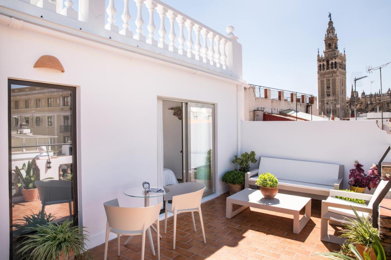 Puerta Catedral Holiday Suites Севилья Экстерьер фото